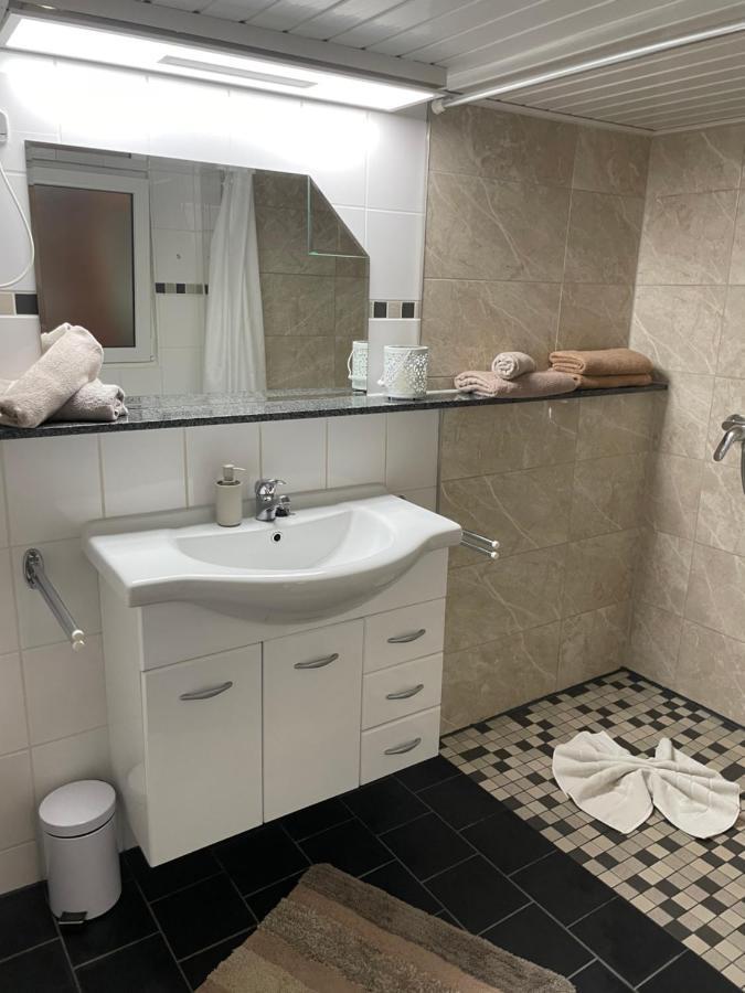 Christels Ferienwohnung 1 In Thale Mit Sonnenterrasse Und Grill ภายนอก รูปภาพ