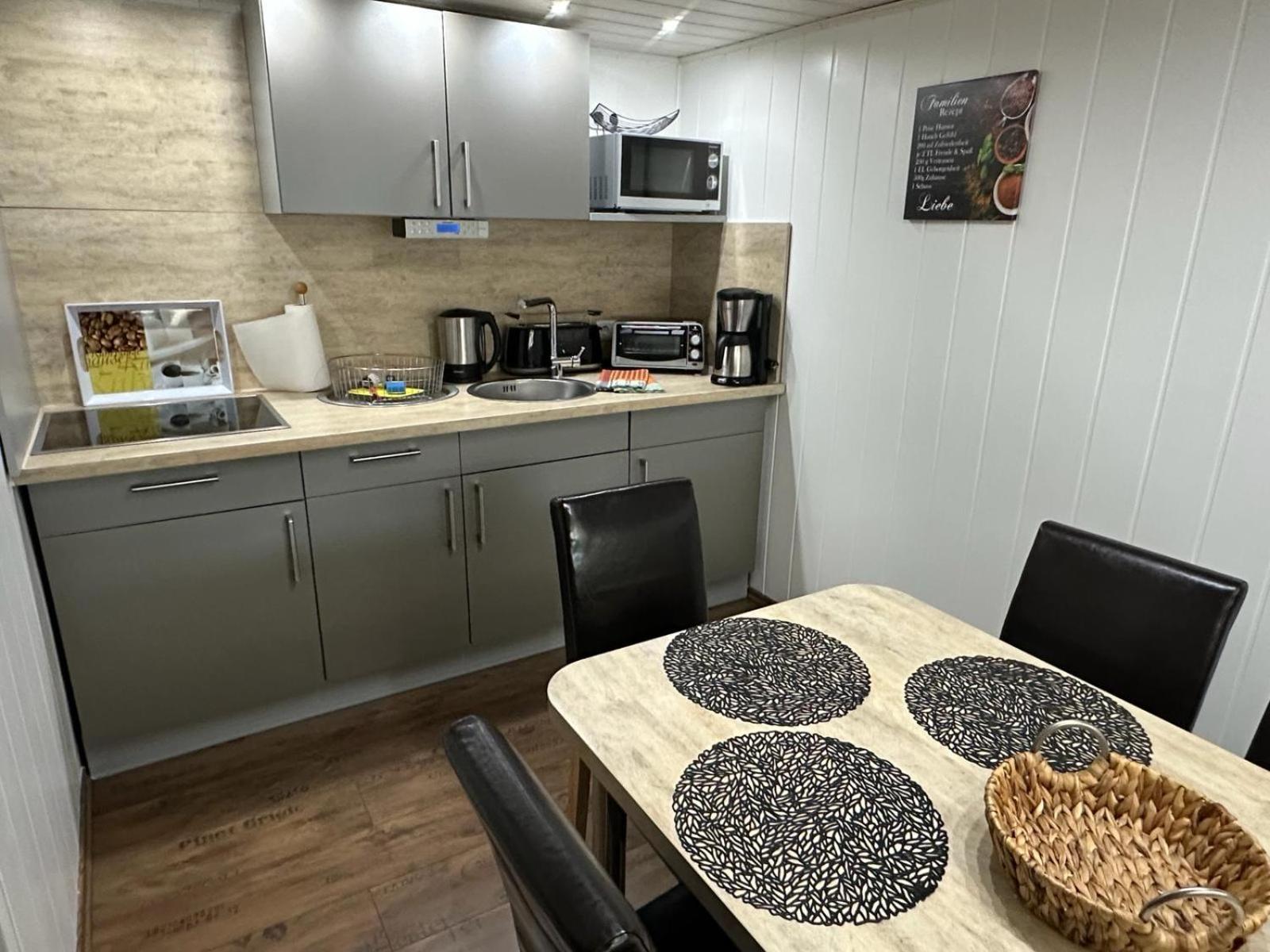Christels Ferienwohnung 1 In Thale Mit Sonnenterrasse Und Grill ภายนอก รูปภาพ